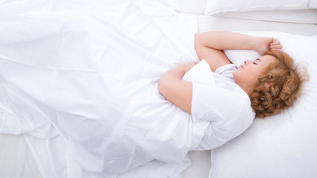 Hyvät yöunet tukevat painonhallintaa. Kuvituskuva.