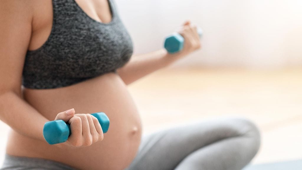 Raskaana olevia suositellaan kuuntelemaan omaa kehoaan liikunnan suhteen.