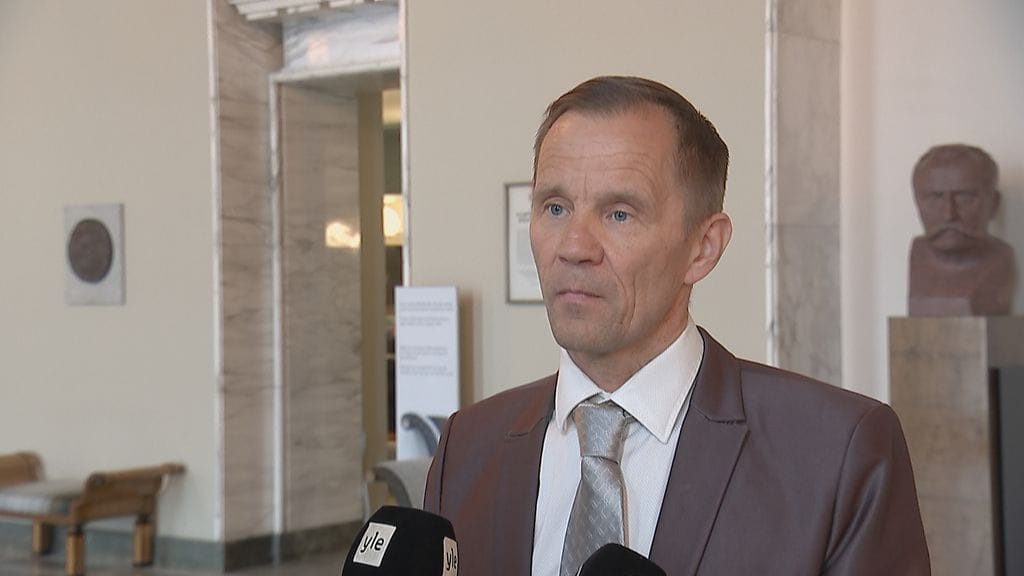 Mika Niikon mukaan vaalikampanjaan ei kuulu ruokajakelua eikä vaalitoimistolta jaeta ruokaa.