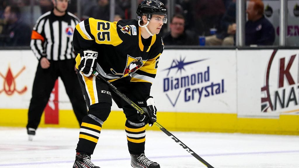 Niclas Almari siirtyy loppukaudeksi Lukkoon.