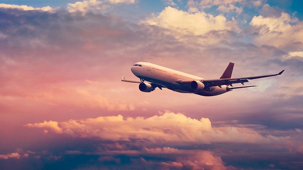 Firma tarjoaa matkoja kymppikerhoon. Kuvituskuva.