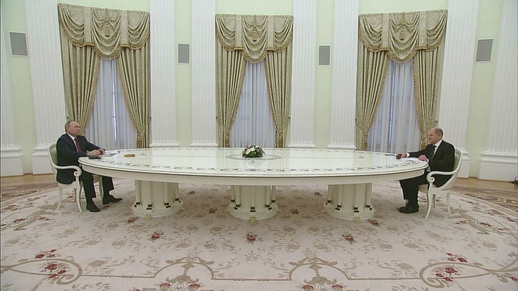 Venäjän presidentti Vladimir Putin ja Saksan liittokansleri Olaf Scholz puhuivat puhelimessa tänään.