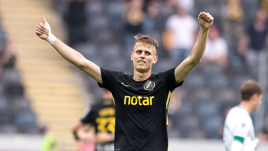 Bojan Radulovic siirtyy HJK:hon lainasopimuksella Tukholman AIK:sta.