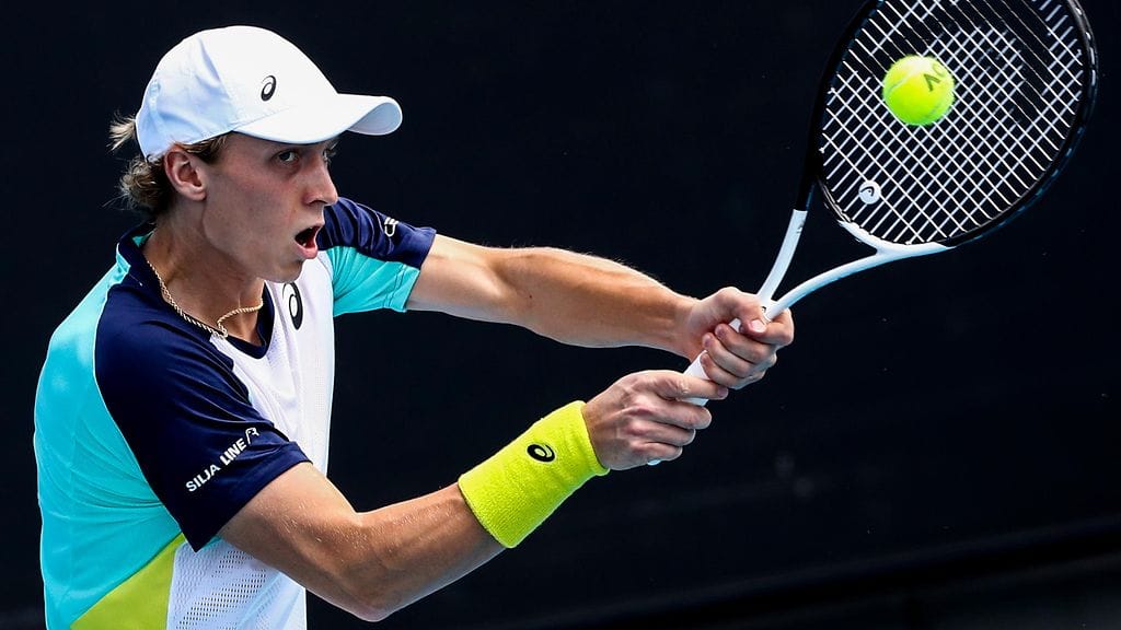 Emil Ruusuvuori otti komean päänahan.