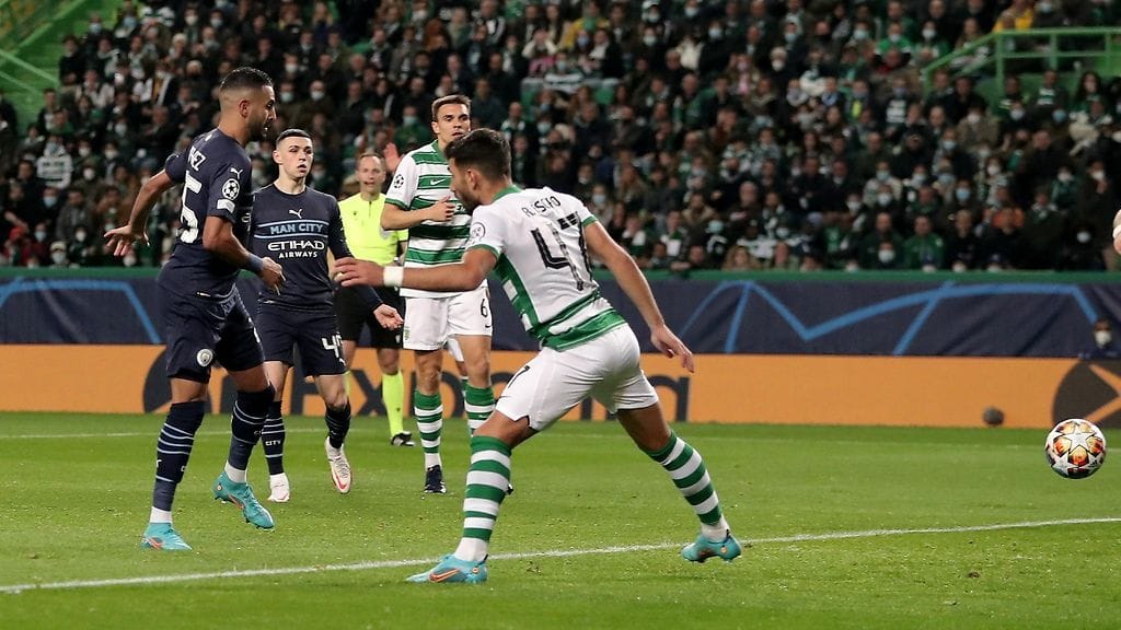 Riyad Mahrez ampui Manchester Cityn avausmaalin Sportingia vastaan.