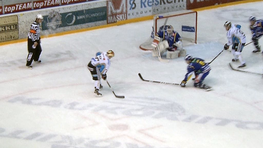 Ryan Lasch mallailee ratkaisua.