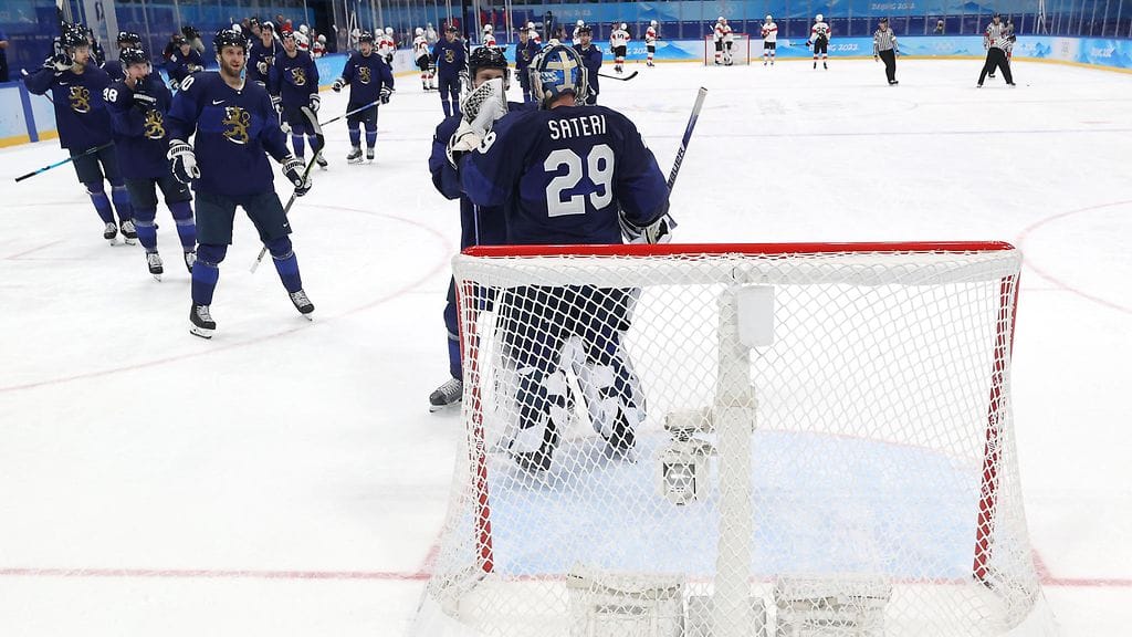 Harri Säteri pysäytti sveitsiläislähentelyt kolmannen erän tulituksessa.