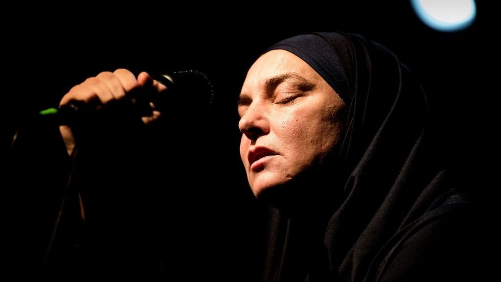 Sinead O'Connor ilmoitti sosiaalisessa mediassa, ettei aio esiintyä enää koskaan.