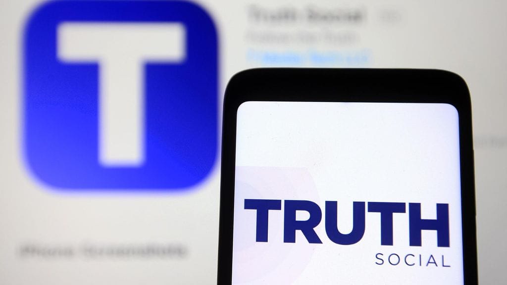 Sosiaalisen median eri alustoilta poistetun ex-presidentti Donald Trumpin Truth Social -nimeä kantavan palvelun on tarkoitus olla täysin toimintakunnossa maaliskuun loppuun mennessä ainakin Yhdysvalloissa.