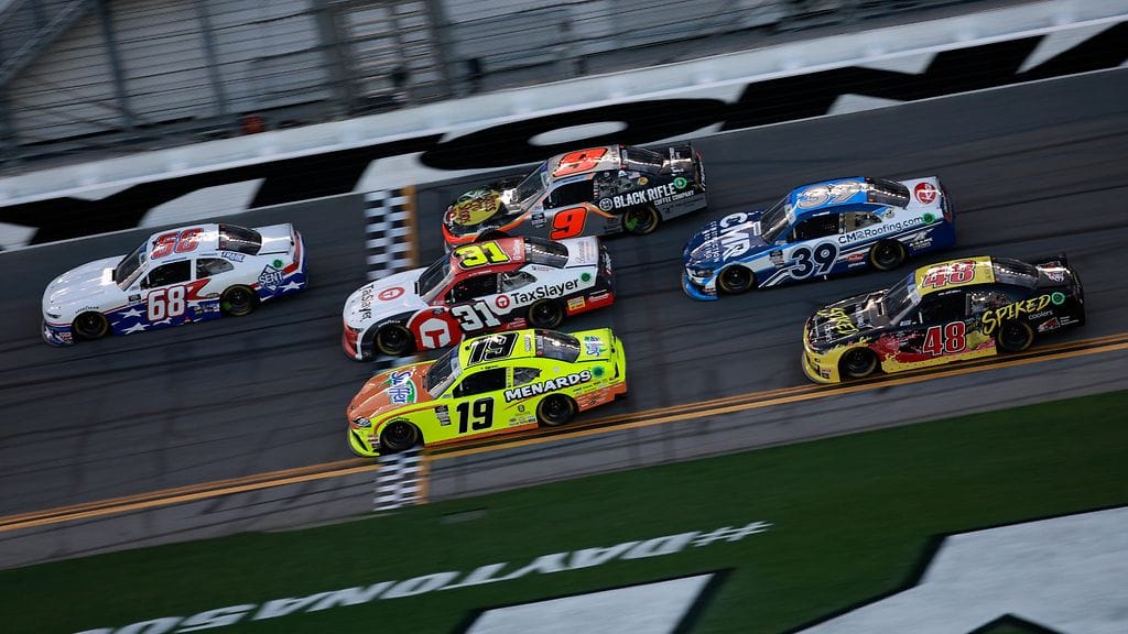 Nascarissa nähtiin hurja onnettomuus viikonloppuna.