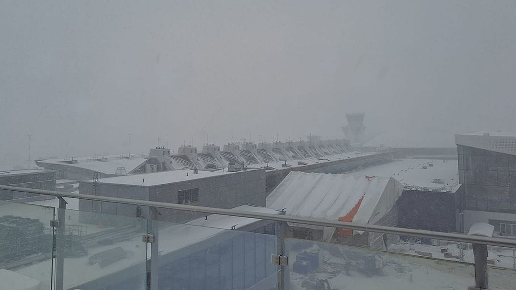 helsinki-vantaal lentokenttä leijonien laskeutumisaikaan