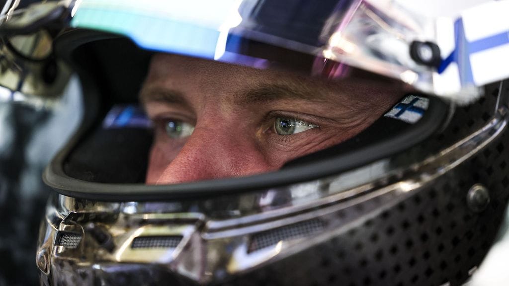 Valtteri Bottas ajoi ensimmäiset kilometrinsä uudella Alfa Romeon F1-autolla Barcelonan talvitesteissä.