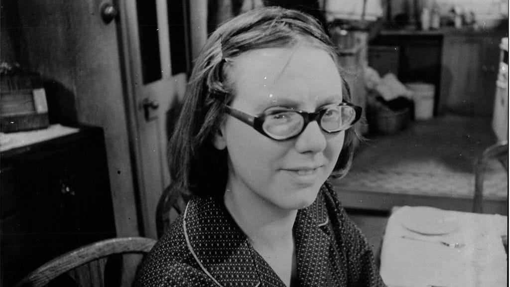 Brittinäyttelijä Anna Karen tuli tutuksi Mennään bussilla -brittisarjan Olivena.