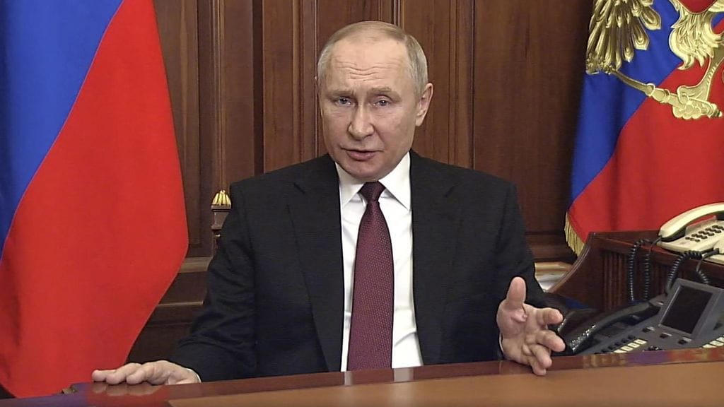 Presidentti Putinin mukaan Leninin ajattelematon kansallisuuspolitiikka erotti Ukrainan muusta Venäjästä, mikä selittää nyt syntyneen tilanteen.