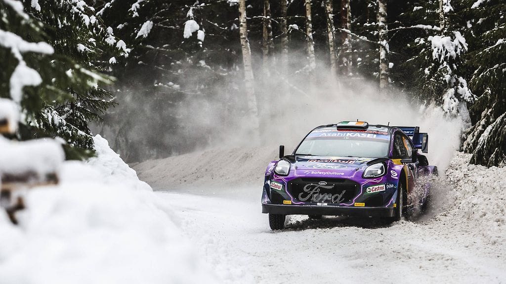 Craig Breen ajoi ulos Ruotsin MM-rallin toisella erikoiskokeella kahteenkin kertaan.