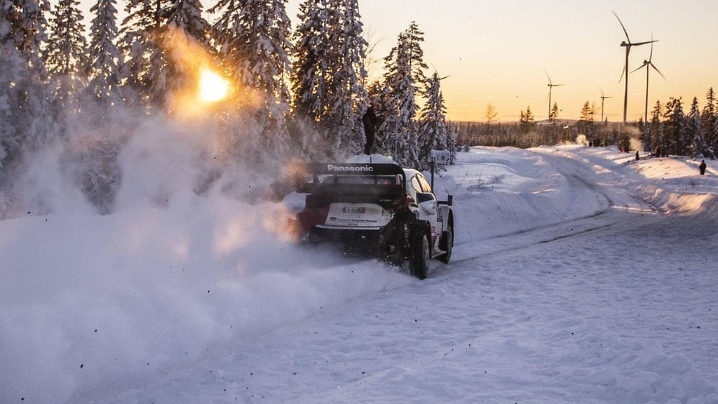Esapekka Lappi on vakuuttunut hybridiautojen kiihtyvyydestä.