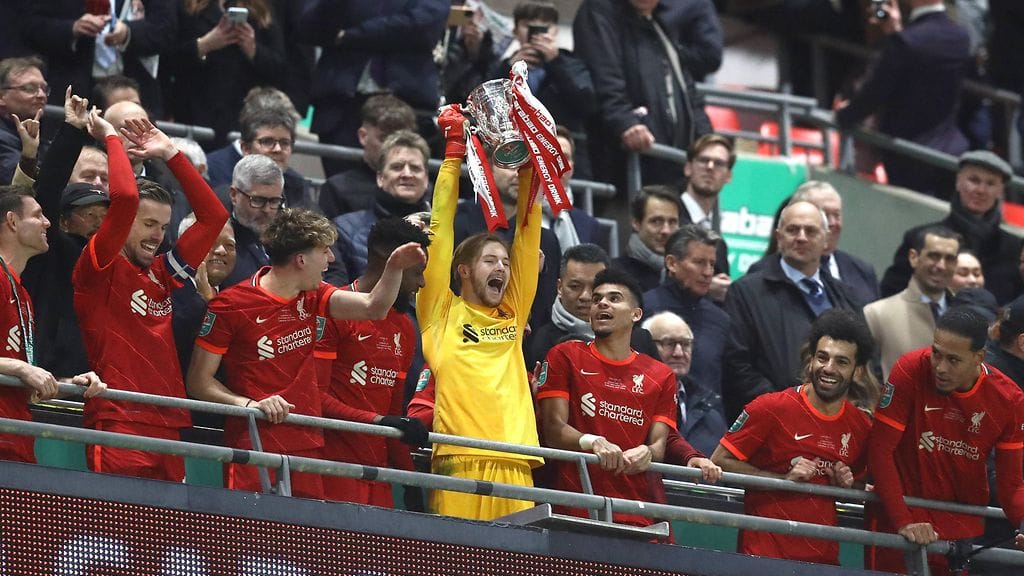 Liverpool pääsi juhlimaan Englannin liigacupin voittoa sunnuntaina.