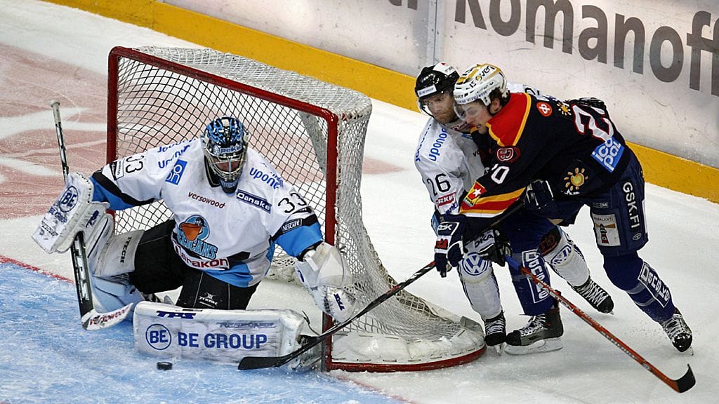 Antti Niemi Pelicansin maalilla vuonna 2008. Pelicans kohtaa ensi viikolla Jokerit kahdesti.
