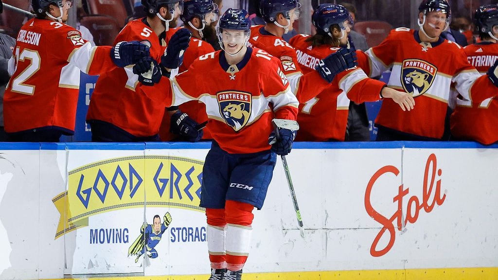 Anton Lundell pelaa tulokaskauttaan Florida Panthersissa.