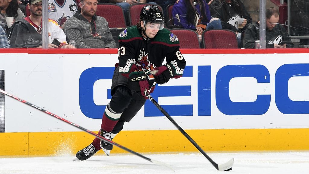 Matias Maccelli, 21, debytoi NHL:ssä.