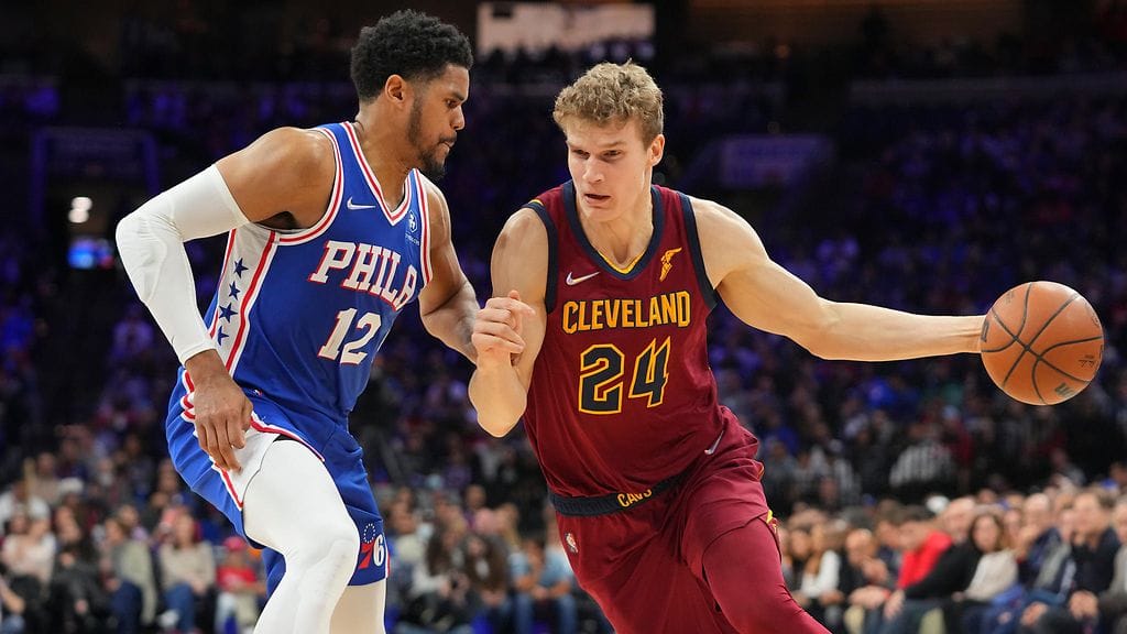 Lauri Markkanen heitti kuusi pistettä yön NBA-kierroksella.