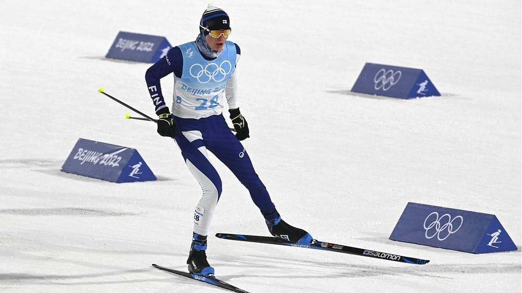 Suomen nuorten maailmanmestarijoukkueen ankkuri Perttu Reponen kuvattuna Pekingin olympialaisissa helmikuussa.