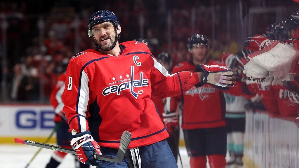 Aleksandr Ovetshkin saa kritiikkiä toiminnastaan sekä Venäjältä että Pohjois-Amerikasta.