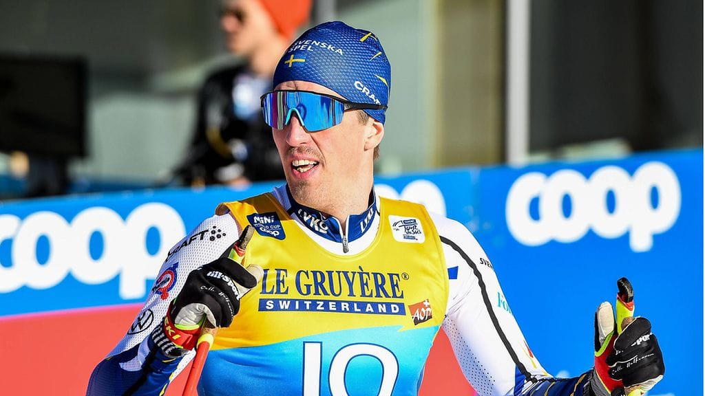 Calle Halfvarssonilla meinasi olla liikaa innokkuutta Ruotsin Falunin sekaparisprintissä.