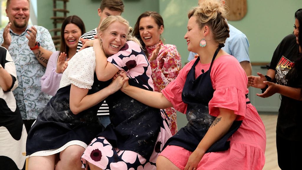 koko_suomi_leipoo_s7_eps10_9216