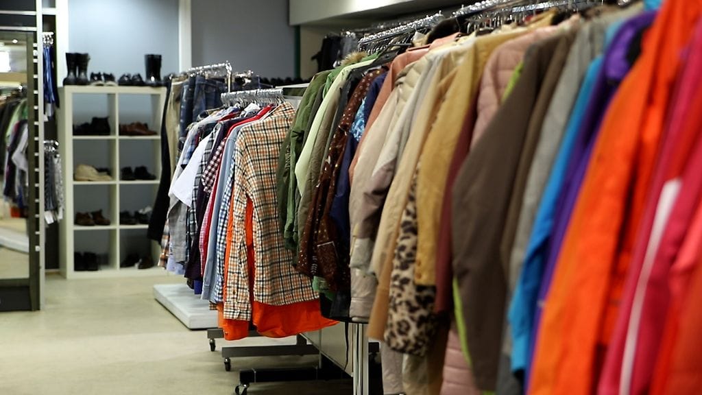 kierrätyskeskus vaatteita