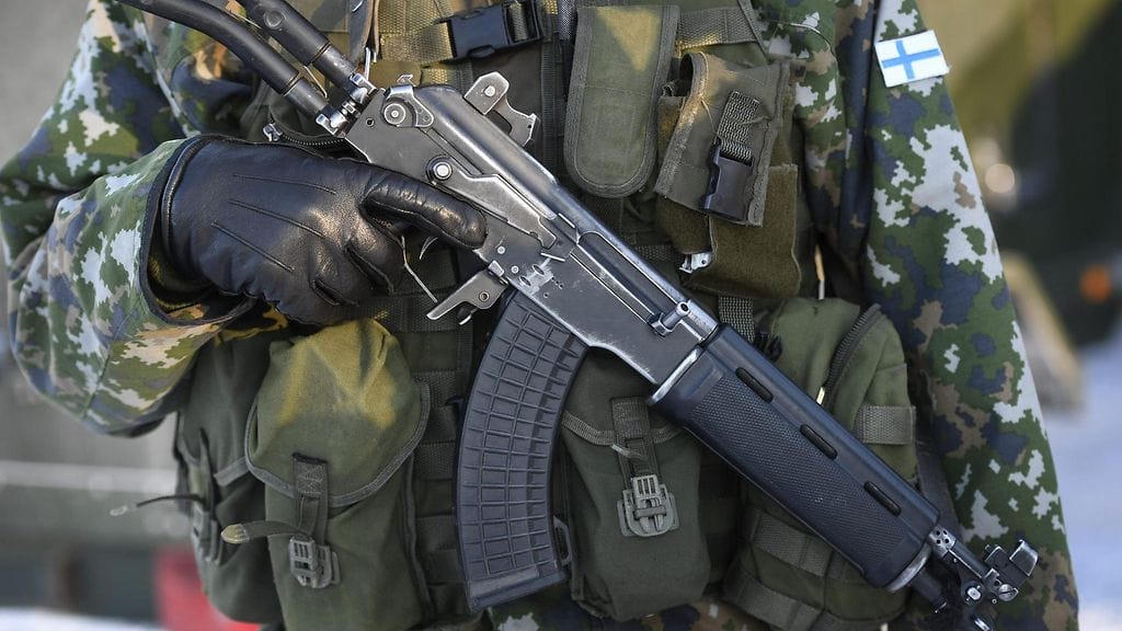 Varusmiehen ampumasta vahinkolaukauksesta on aloitettu tutkinta.