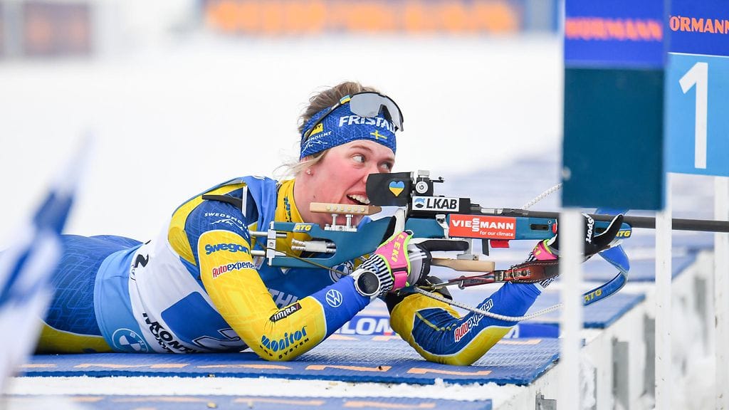 Olympiavoittaja Elvira Öberg epäonnistui pahoin ampumapaikalla.