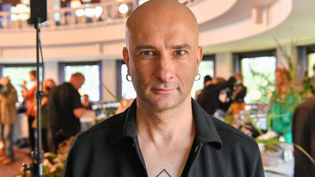 Herra Ylppö jakoi Instagram-tililleen äitinsä lapsuuskuvan, jonka takana on koskettava tarina.