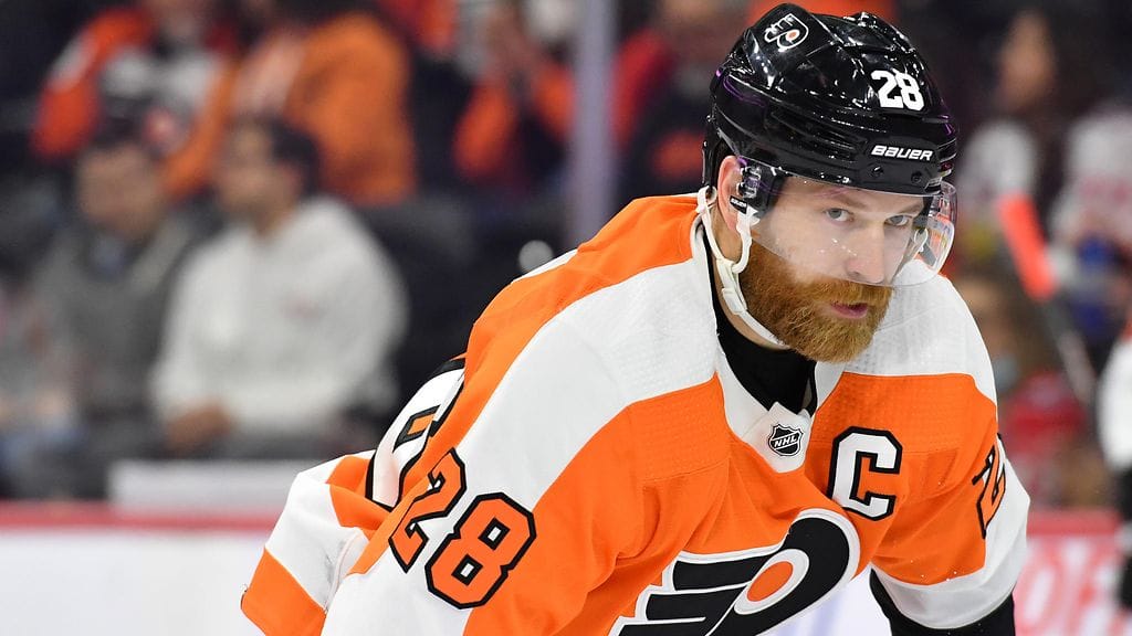 Claude Giroux odottaa innolla pelaamista Florida Panthers -paidassa.