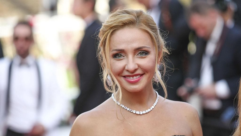 Vladimir Putinin lehdistöpäällikön Dmitri Peskovin kanssa naimisissa oleva Tatjana Navka päätyi pakotelistalle.