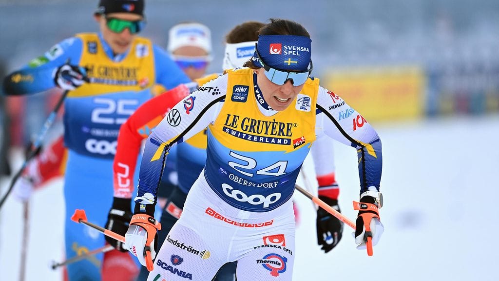 Charlotte Kalla voitti Ruotsin mestaruuden hurjan loppukirin ansiosta.