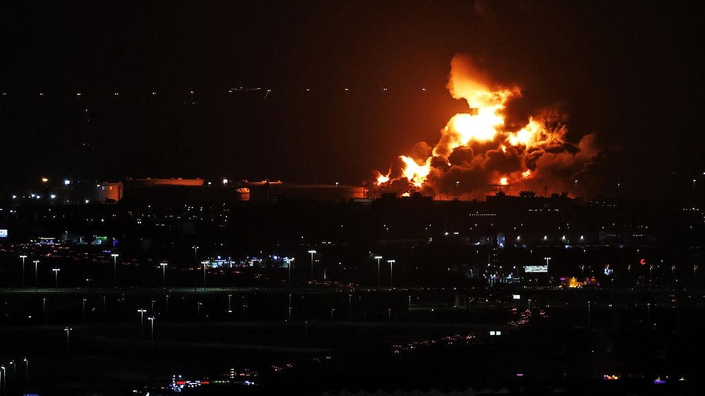 Jeddaan tehtiin ohjusisku kesken ensimmäisten F1-harjoitusten.
