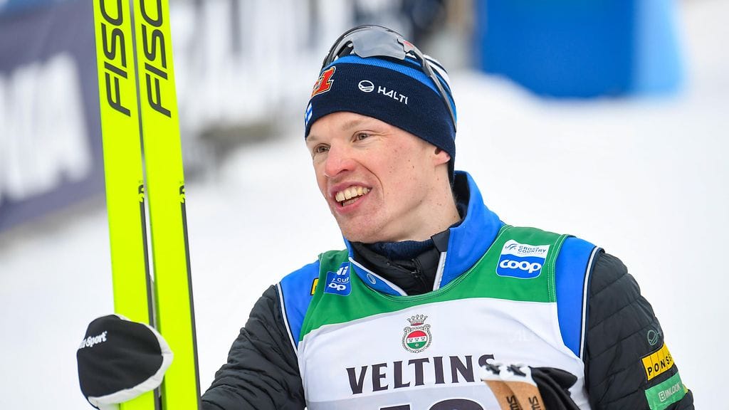 Iivo Niskanen oli omalla osuudellaan ylivoimainen Suomen cupin viestissä.