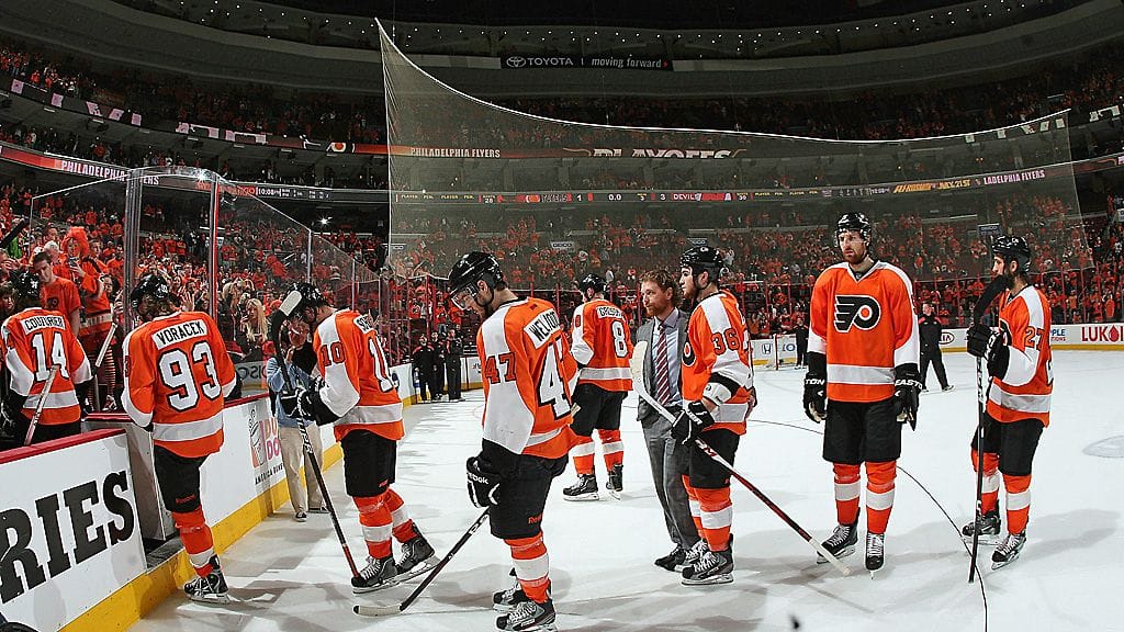 Philadelphia Flyers joutui hyvästelemään faninsa kallella kypärin.