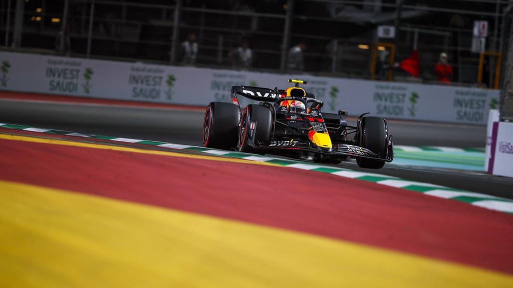 Sergio Pérez nappasi F1-uransa ensimmäisen paalupaikan.