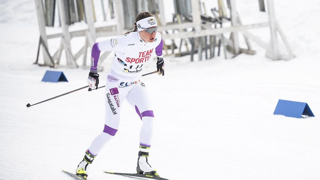 Katri Lylynperä ankkuroi voiton Vuokatti Ski Teamille.