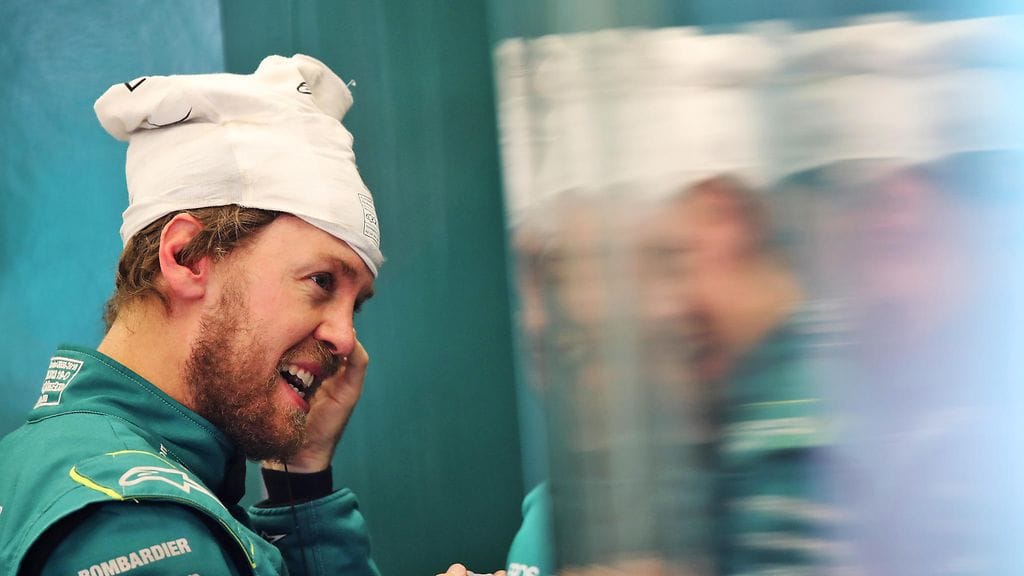 Sebastian Vettel palasi Aston Martinin rattiin.