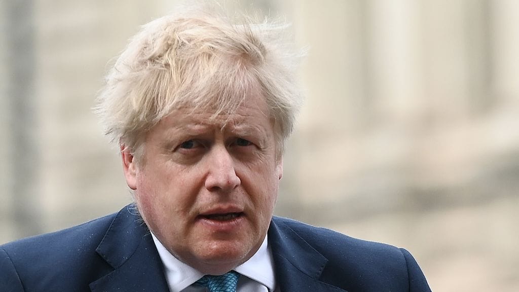 Johnson pyysi jälleen anteeksi koronarajoitusten rikkomista.