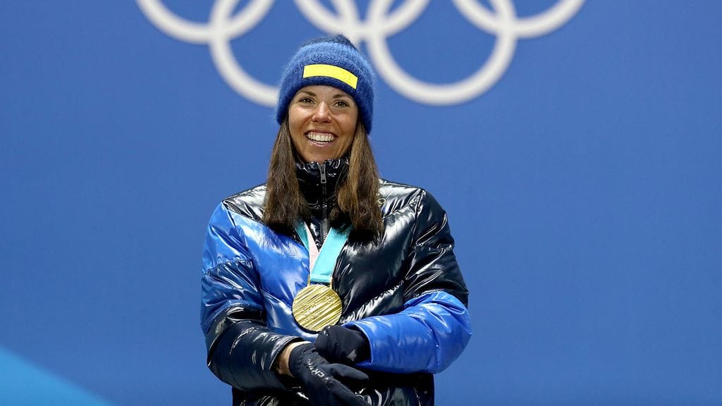 Charlotte Kalla voitti urallaan yhdeksän olympiamitalia. Kuva Pyeongchangin olympialaisista vuodelta 2018, jolloin Kalla voitti yhden kullan ja kolme hopeaa.