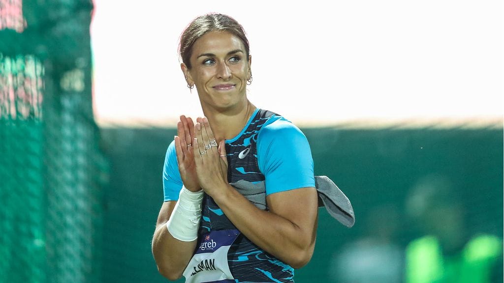 Valarie Allman paransi Yhdysvaltain ennätystä 30 sentillä.