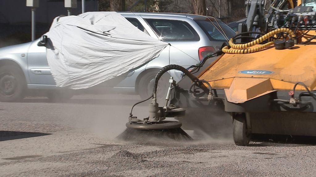 Katupöly, ilmanlaatu, lakaisukone