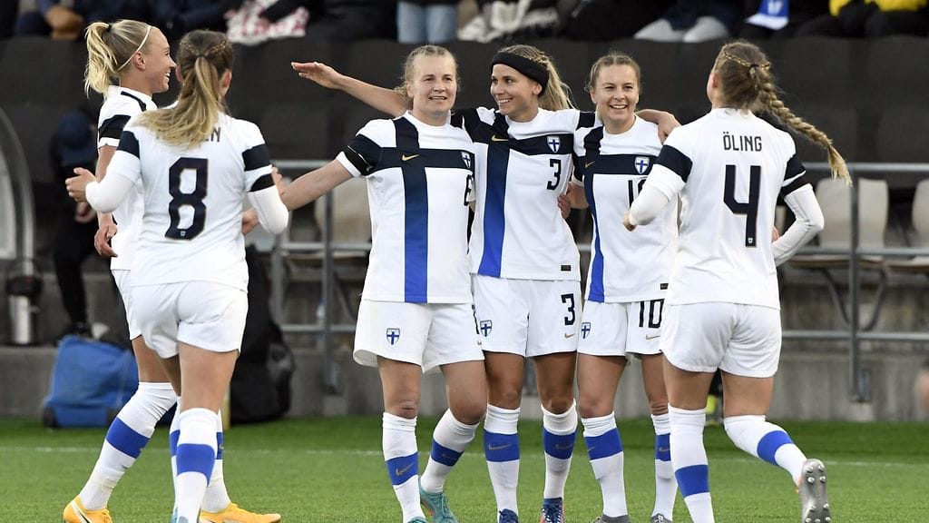 Helmarit kaatoi Georgian MM-karsintaottelussa puhtaasti.