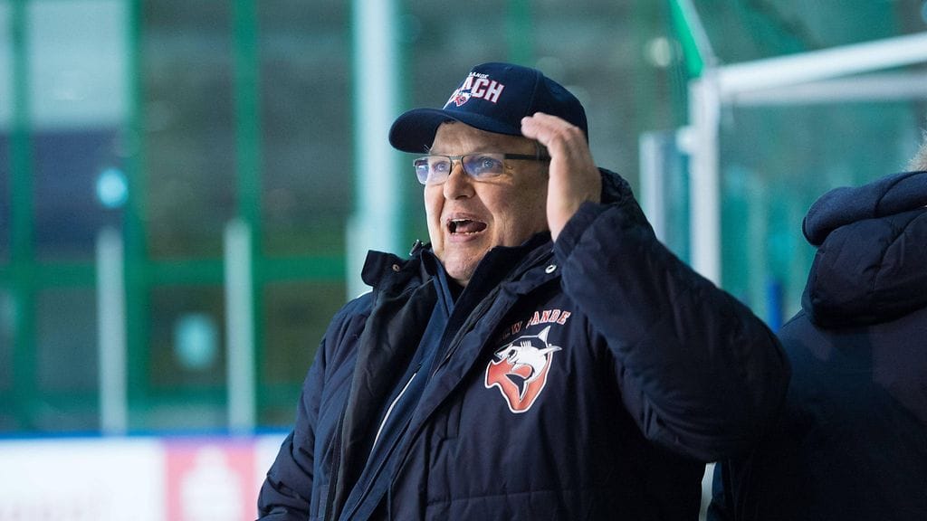 Sergei Jashin toimi Saksan alasarjajoukkue ECW Sanden päävalmentajana.