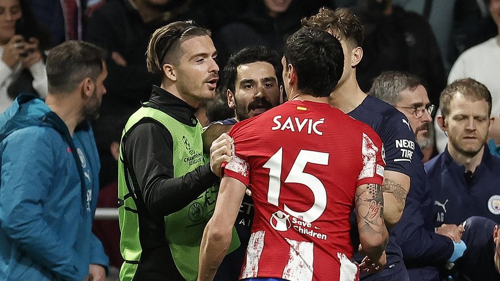 Jack Grealish ja Stefan Savic olivat tukkanuotasilla Mestarien liigan huippuottelussa.