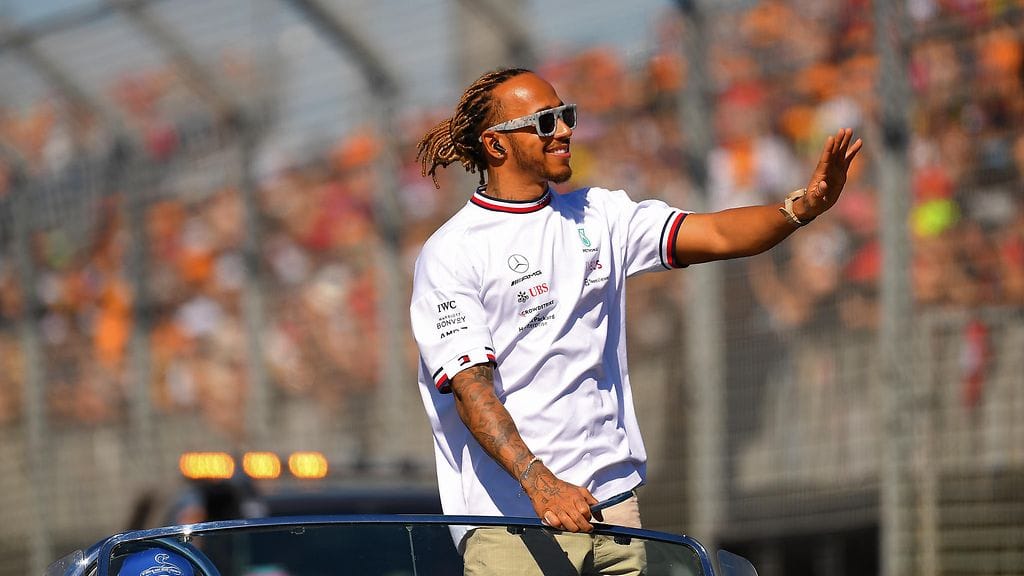 Lewis Hamilton on MM-pisteissä viidentenä.